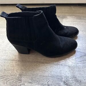 Suede 1/4 inch ankle boots